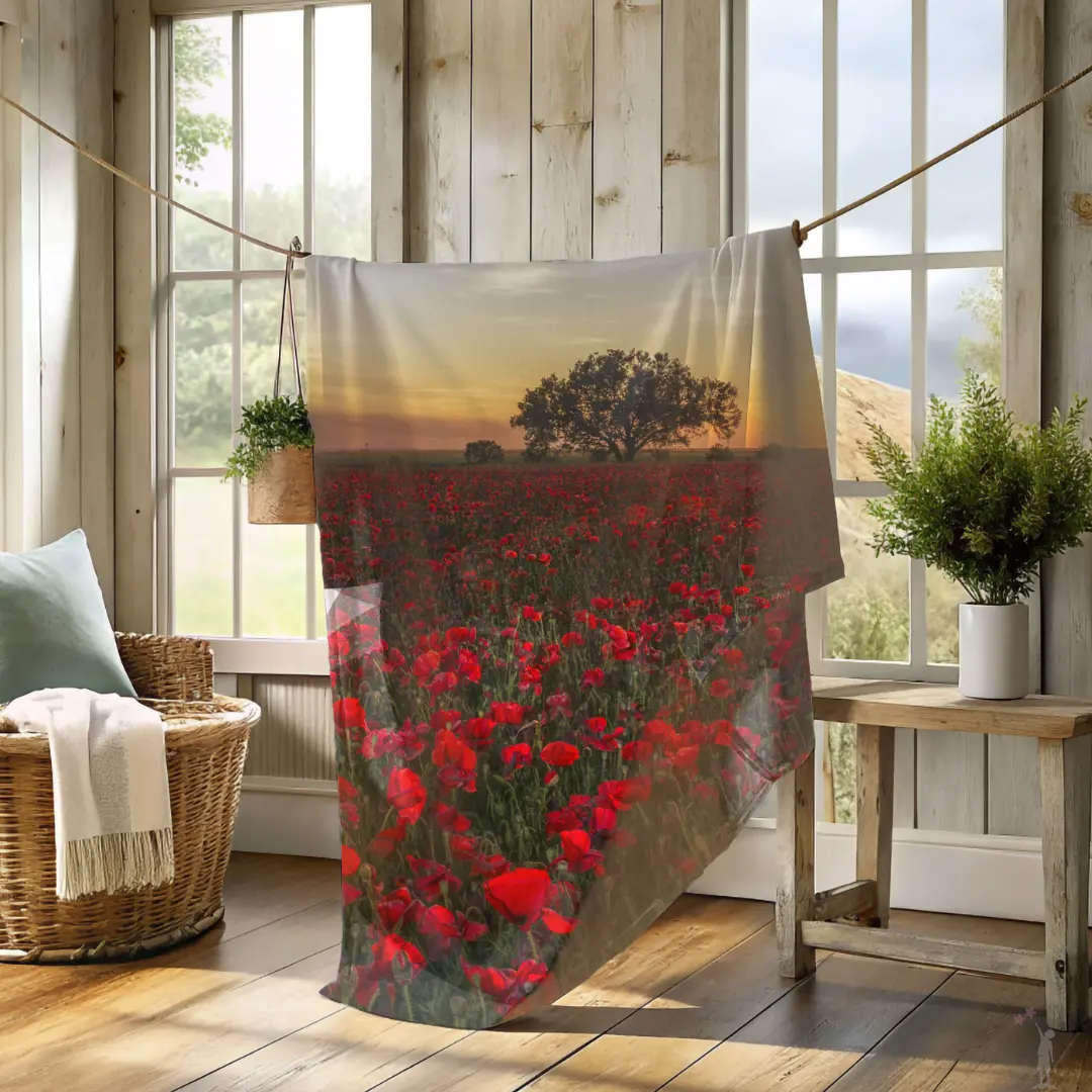 Remembrance Day Blanket – Limited Edition Commemorative Throw with Poppy Design